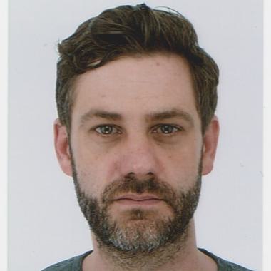 Headshot of Oliver Meek