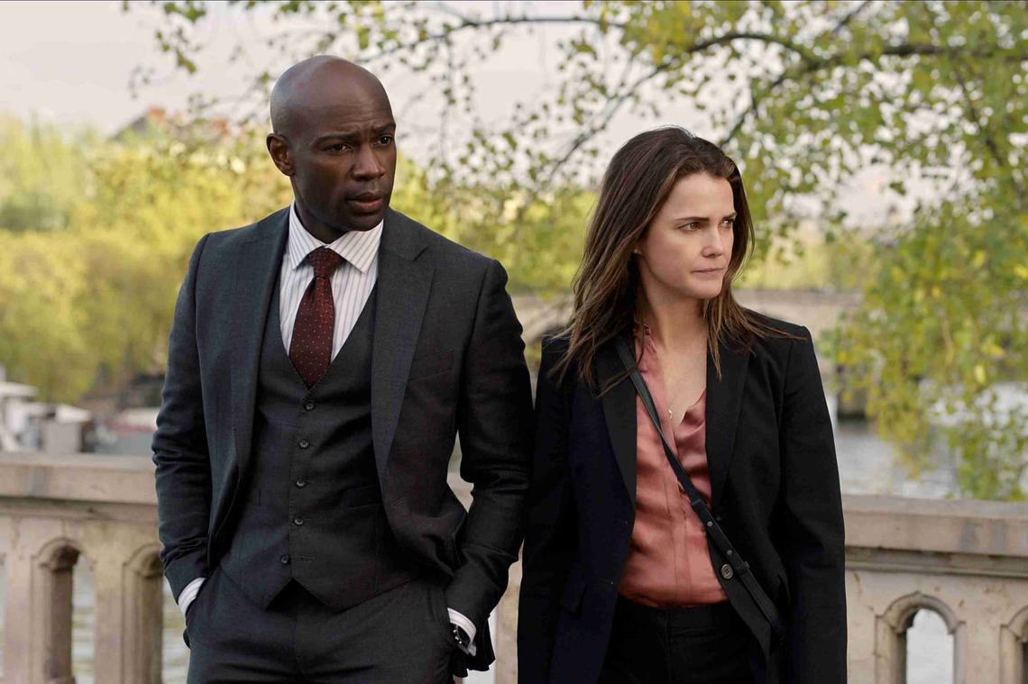 The Diplomat. (L to R) David Gyasi as Austin Dennison, Keri Russell as Kate Wyler in episode 108 of The Diplomat. Cr. Courtesy of Netflix © 2023