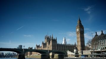 Establishing shot of Westminster